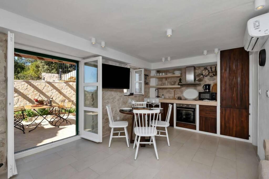 Holiday Home Marijana Zaostrog Esterno foto